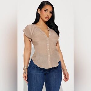 MOVING SALE!! $8!! Top